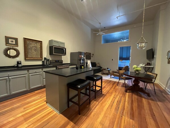 Private kitchen