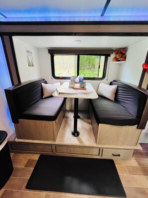 Dining area turns into 2nd bed 