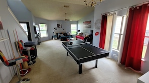 Spielezimmer