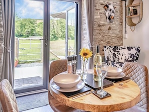 Living room/dining room | The Old Cowsheds 4 - Daniel Ddu - Gaer Cottages, Cribyn, Lampeter