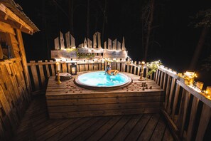 Bain à remous extérieur