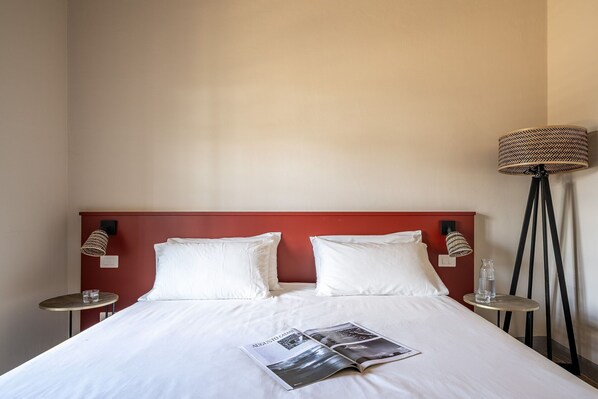 Autumn, Bedroom, Spring, Summer