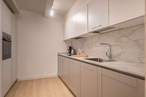 Autumn, Kitchen, Spring, Summer
