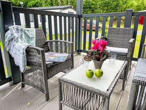 Furniture, Chair, Outdoor Furniture, Table, Flowerpot, Porch, Houseplant, Outdoor Table, Balcony, Patio