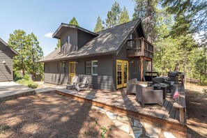 Paradise in the Pines
