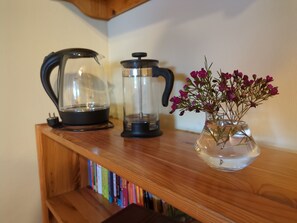 Kaffee und/oder Kaffeemaschine
