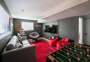 Spielezimmer