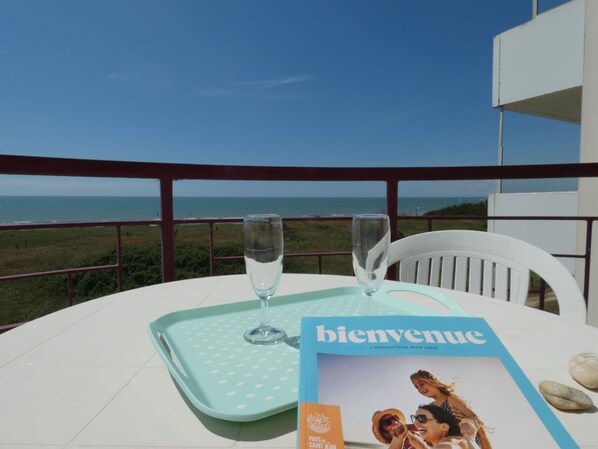 Location-saisonnière-Notre-Dame-de-Monts-Appartement-Vue-Mer