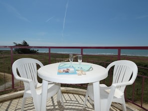 Location-saisonniĂšre-Notre-Dame-de-Monts-Appartement-Vue-Mer
