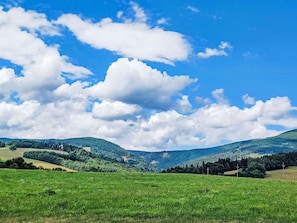 Sky, Cloud, Blue, Daytime, Green, Grass, Mountainous Landforms, Natural Environment, Nature, Cumulus