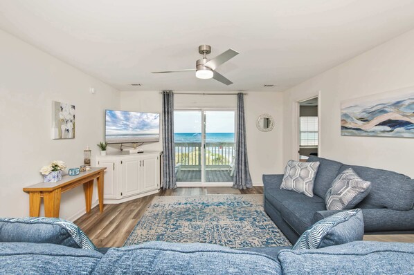 Kick back in a cozy, coastal living room made for relaxation.


