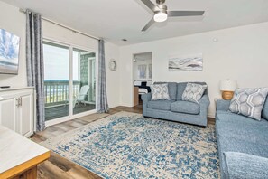 Kick back in a cozy, coastal living room made for relaxation.

