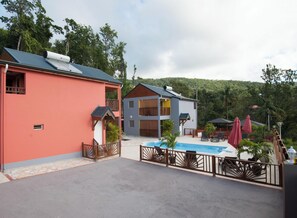 Vue sur piscine