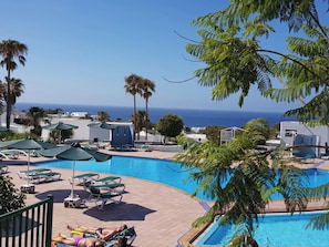 Vue sur piscine