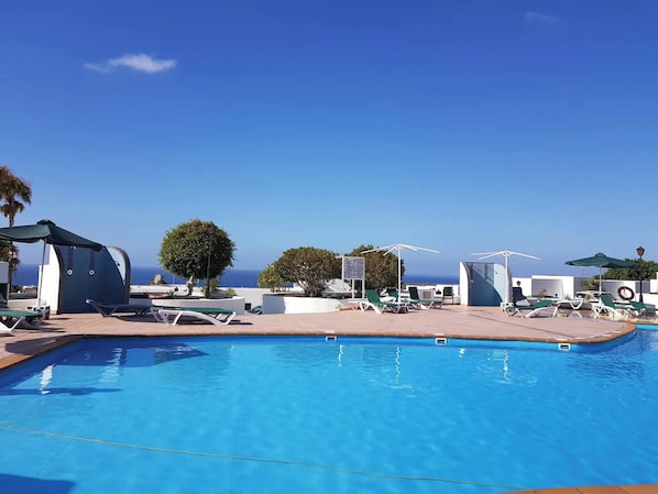 Vue sur piscine