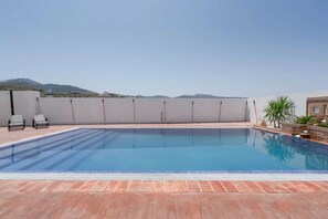 Vue sur piscine