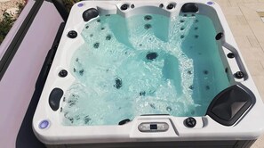 Jacuzzi