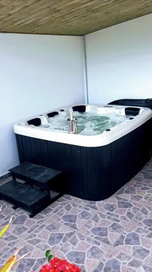 Bubbelpool utomhus