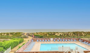 Beachmark Condominiums | Outdoor Community Pool