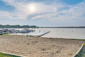 Lake Access | Boat Launch | Playground