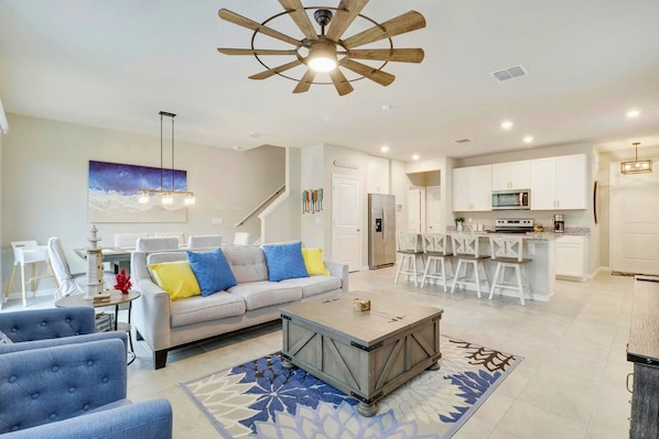 Cozy, open-concept living with coastal touches and plenty of light