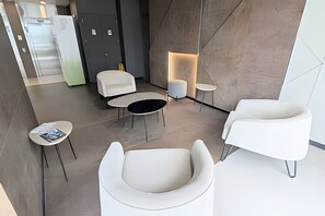 施設の正面