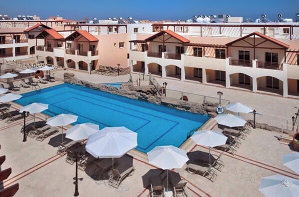 Vue sur piscine