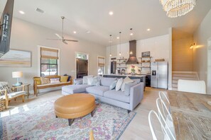 Living Room | Smart TV | Xbox Console | Board Games | 1st Floor