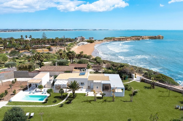 Activities, Building Exterior, Garden, Pool, Spring, Summer