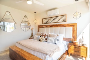 Primary Bedroom / King Bed
