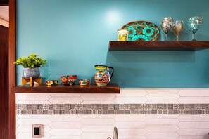 Kitchen Shelf Details