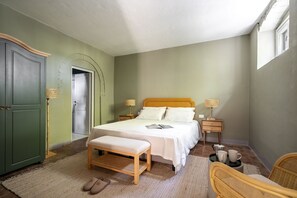 Autumn, Bedroom, Spring, Summer