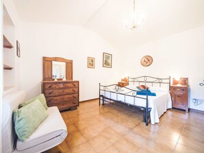Meubles, Design Intérieur, Sol, Sol, Lit, Plafond, Chambre, Appartement, Pièce, Éclairage