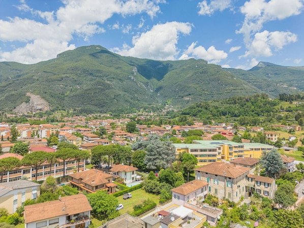 Montagnes Relief, Montagne, Colline, Zone Résidentielle, Montagnes, Quartier, Paysage, Chaßne De Montagnes, Maison, Station De Montagne