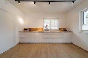 Zimmer1 appartement kueche kochen selbstversorger auszeit wohlfuehlen goellitzhof weitra waldviertel