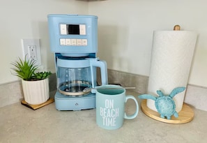 Kaffee und/oder Kaffeemaschine