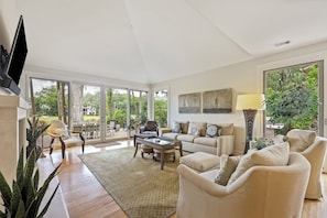 8 Beach Lagoon | Living Room - 8 Beach Lagoon | Living Room