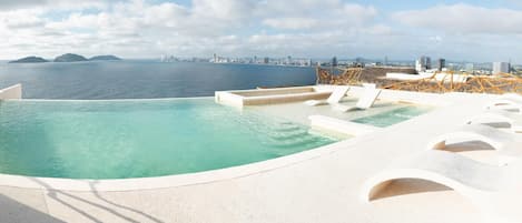 Sunset Mazatlán • Rooftop Pool & Breathtaking View (1885)