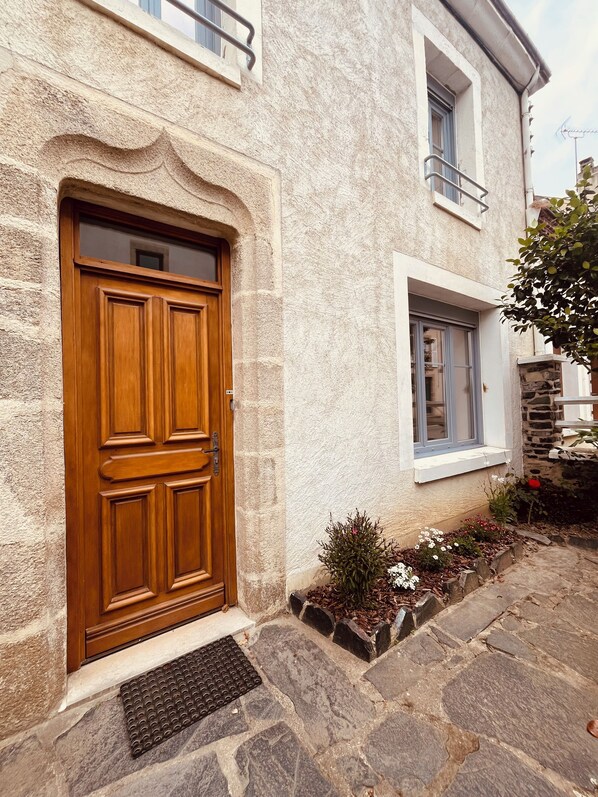 Exterior detail