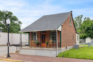 Front Exterior of the home