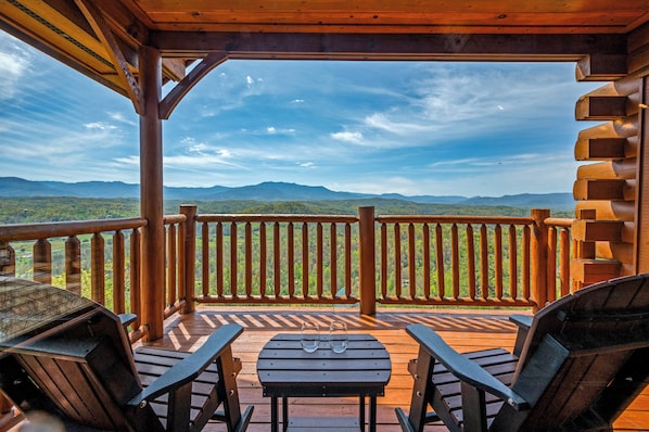 Your front-row seat to unforgettable Smoky Mountain scenery