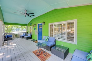 Porch | 2-Story House