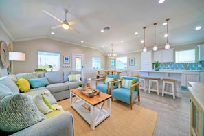 Living area, perfect for entertaining your guests. (Once Upon A Tide)