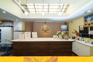 Entrance / Reception