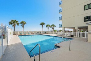 Complex Pool