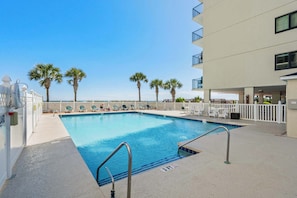 Complex Pool