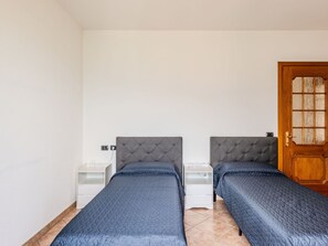 Bedroom, Floor, Bed, Flooring, Bed Sheet, Interior Design, Furniture, Bedding, Bed Frame, Room