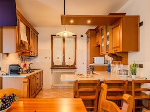 Design Intérieur, Meubles, Bois, Sol, Plafond, Cabinetry, Cuisine, PiÚce, Sol, Comptoir