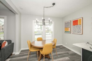 Make mealtime memories together at the stylish dining table, seating 4