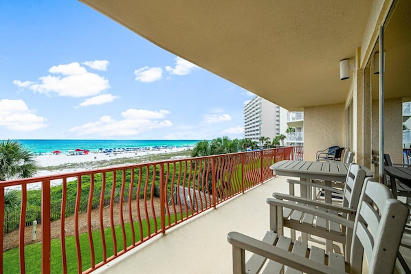 32-web-or-mls-7115 Thomas Dr 201-28